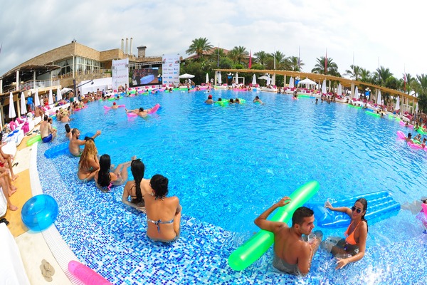 Pool Party at Edde Sands